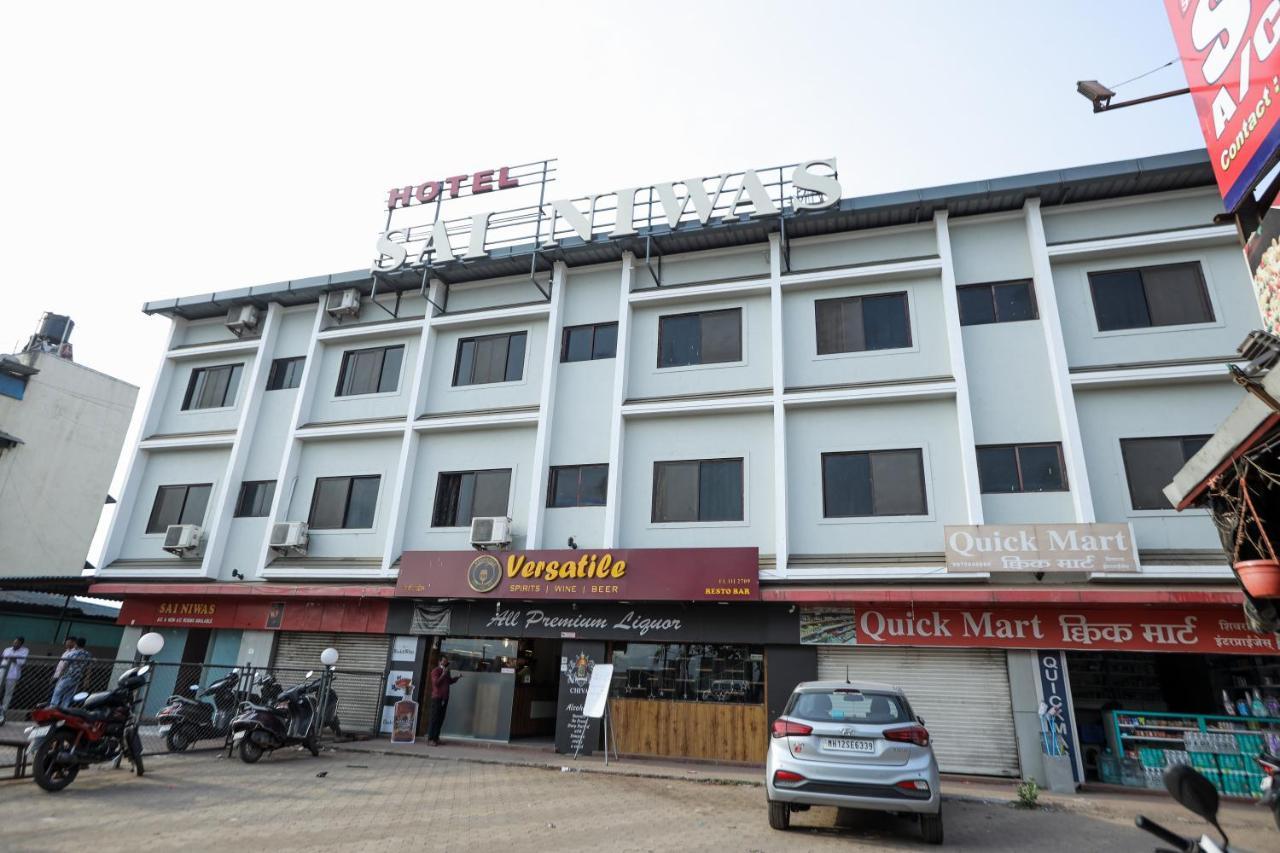 Hotel Sai Niwas Lonavala Exteriör bild