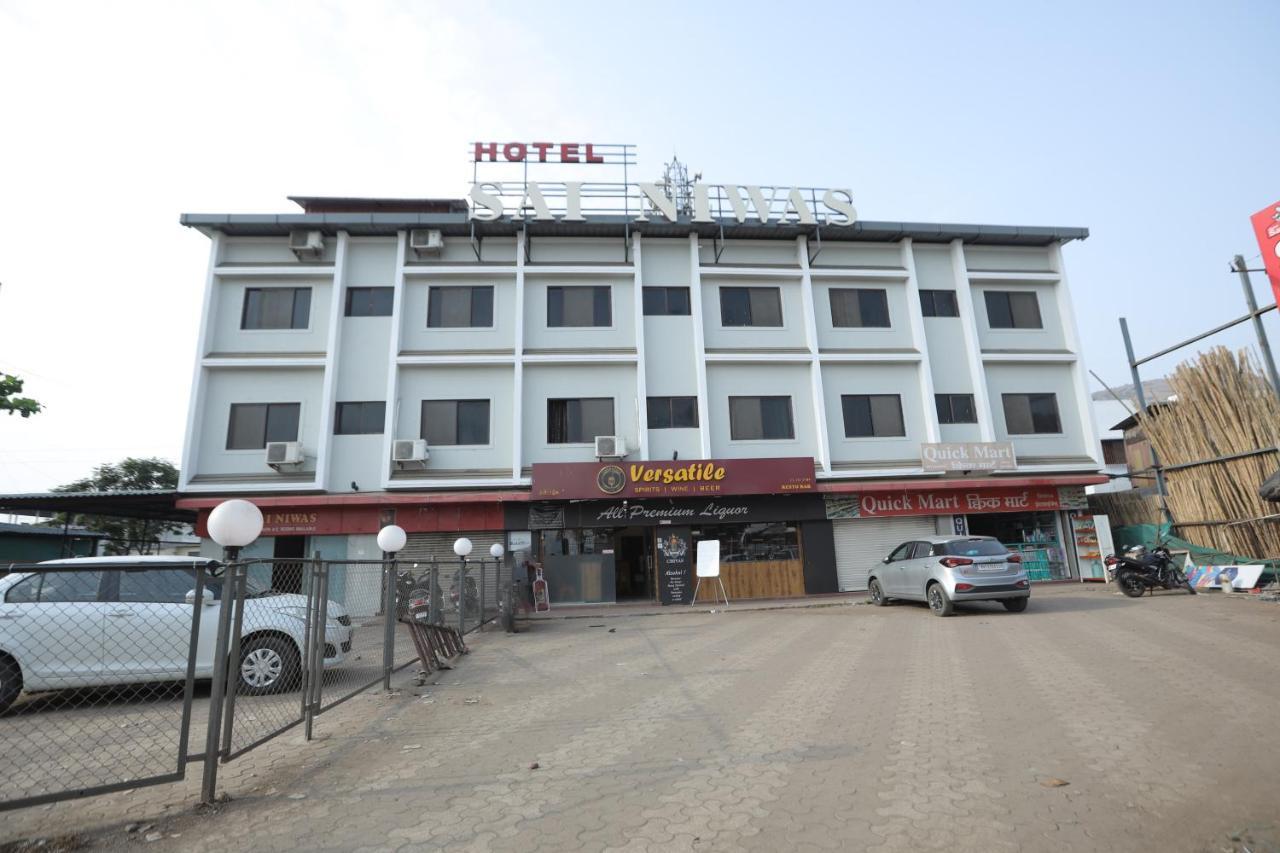 Hotel Sai Niwas Lonavala Exteriör bild